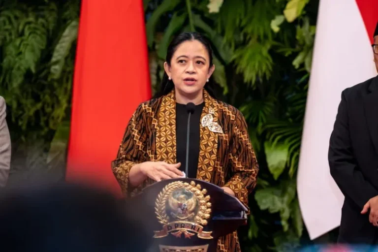 Puan Dorong Spirit Natal 2025 Perkuat Solidaritas Bangsa, Ajak Sambut 2026 dengan Kepedulian