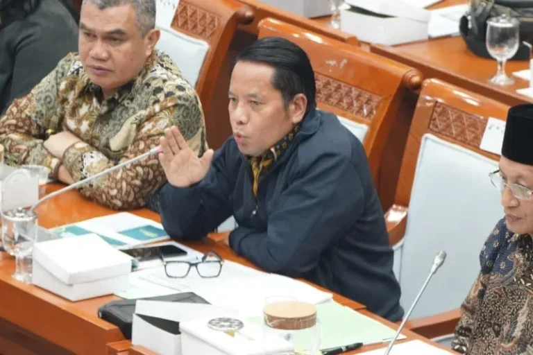 Kemenag Ajukan Tambahan Anggaran Rp5,8 Triliun Demi Cairkan Tunjangan Profesi Guru dan Dosen