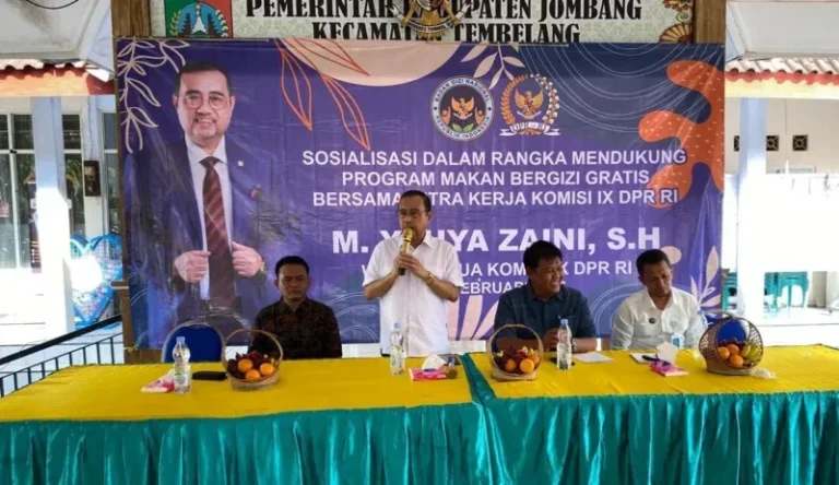Edukasi Gizi Melalui Oleh Komisi IX DPR RI Program MBG Menyasar Warga Desa Kedung Losari Jombang