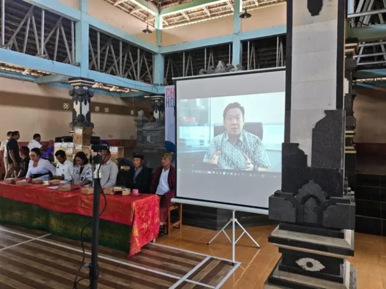 BGN dan DPR RI Perkuat Edukasi Gizi Lewat Sosialisasi MBG di Desa Kebon Padangan