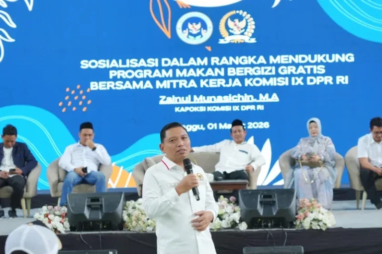 Geber Sosialisasi, Komisi IX DPR RI Ajak Masyarakat Kawal Bersama Program MBG