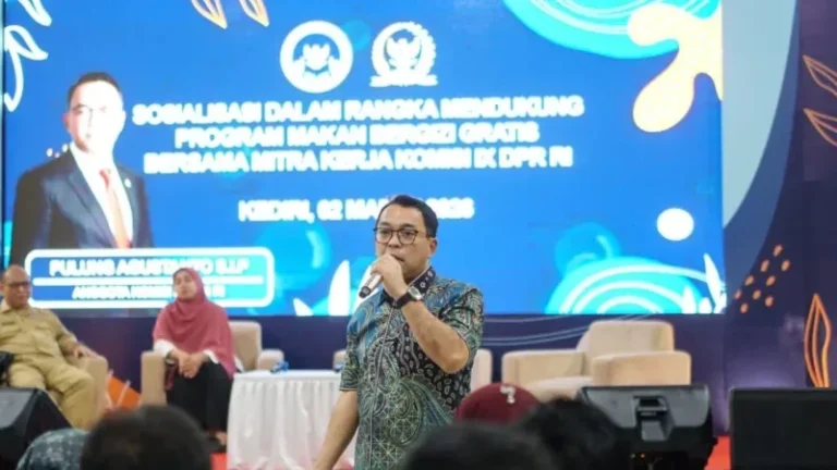 Pulung Agustanto Tekankan Peran Masyarakat Awasi Program MBG di Kediri