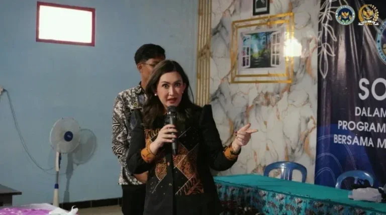Sosialisasikan Program Makan Bergizi Gratis di Purworejo, Nafa Urbach: Anak-Anak Suka Makanan yang Bervariatif