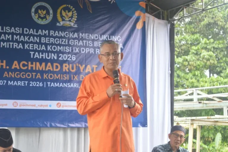 Program Makan Bergizi Gratis Menyapa Warga Desa Sirnagalih Bogor