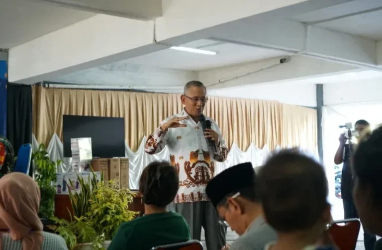 Teti Rohatiningsih Sosialisasikan Program Makan Bergizi Gratis kepada Warga Cilacap