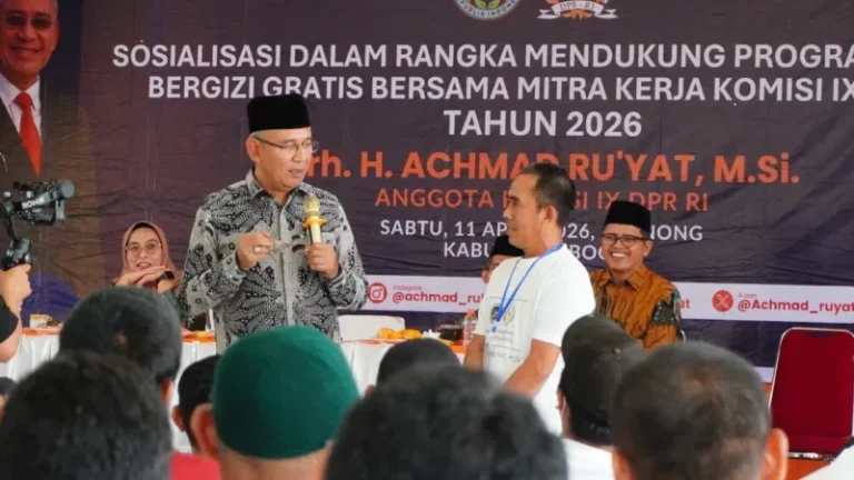 Warga Desa Pakansari Mendapat Sosialisasi Program MBG untuk Mendorong Peningkatan dan Kualitas Gizi Masyarakat